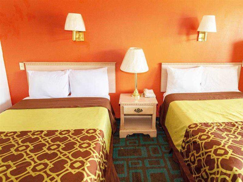 Days Inn By Wyndham Albuquerque Northeast Bagian luar foto