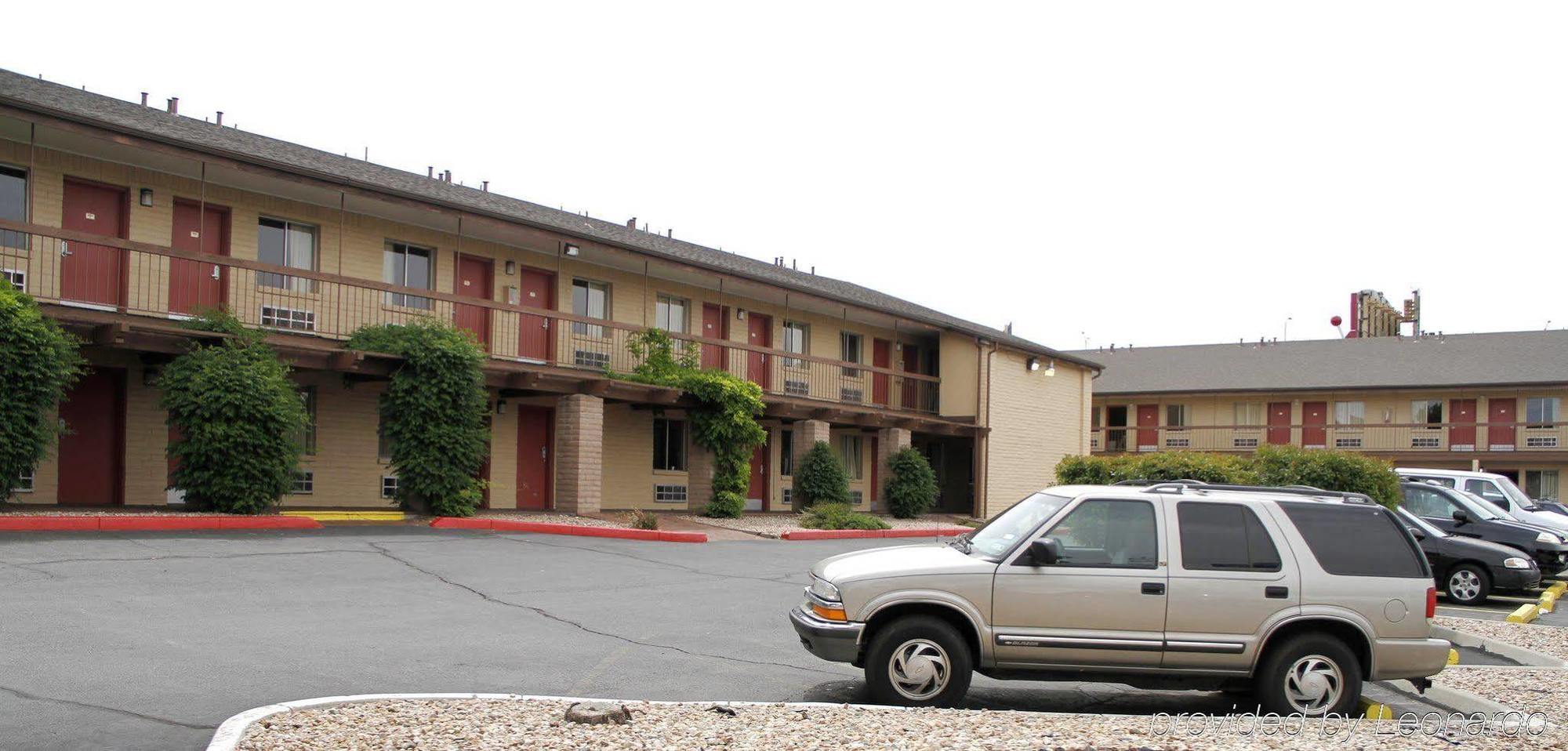 Days Inn By Wyndham Albuquerque Northeast Bagian luar foto